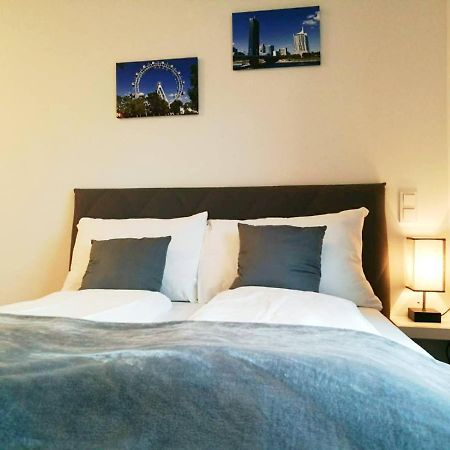 Cosy Park Apartment City Center Wina Bagian luar foto