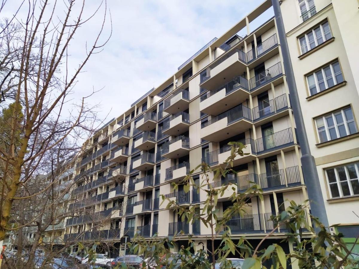 Cosy Park Apartment City Center Wina Bagian luar foto