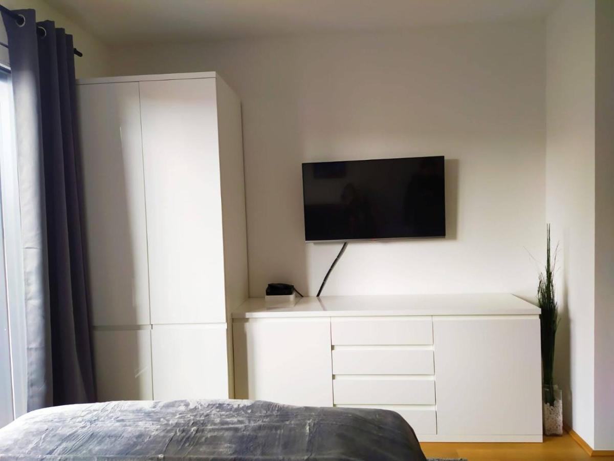 Cosy Park Apartment City Center Wina Bagian luar foto