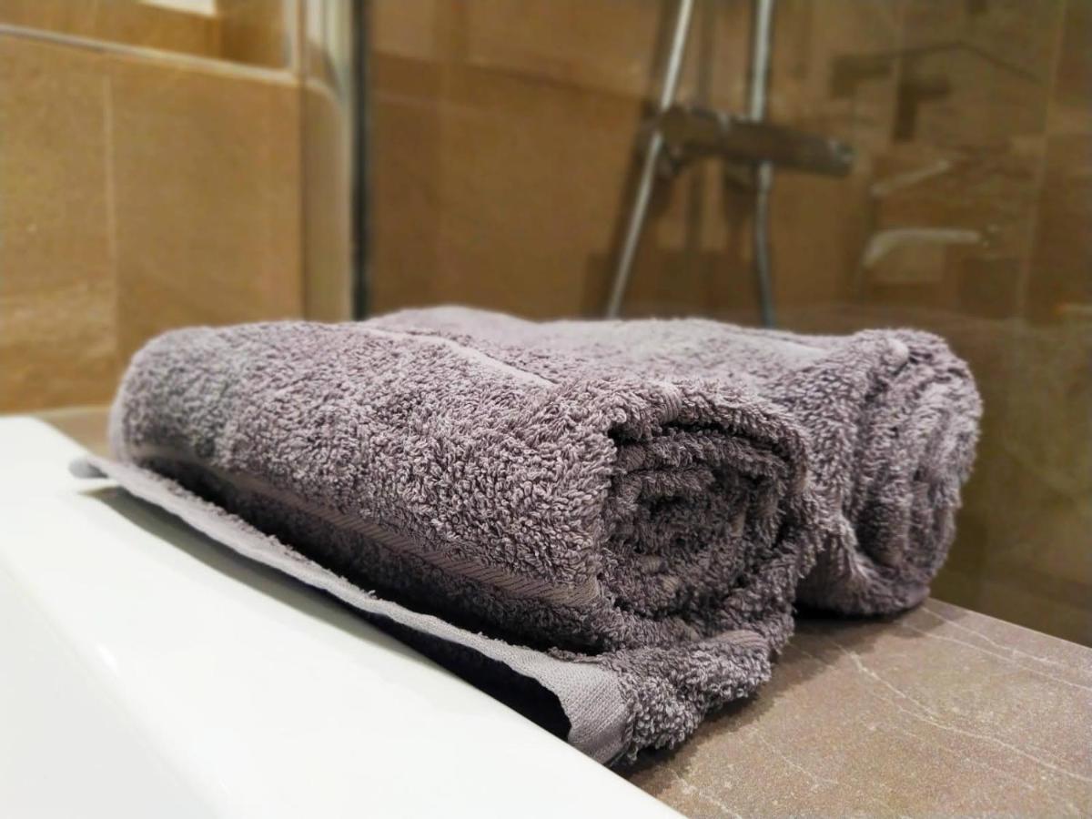 Cosy Park Apartment City Center Wina Bagian luar foto