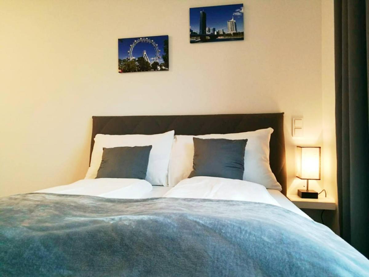 Cosy Park Apartment City Center Wina Bagian luar foto